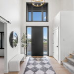 Surfaces texturées : astuces pour donner du relief à votre espace intérieur